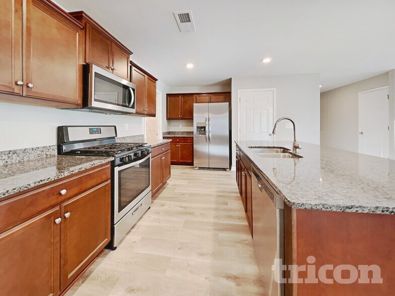 Building Photo - 1059 Summerlin Trl
