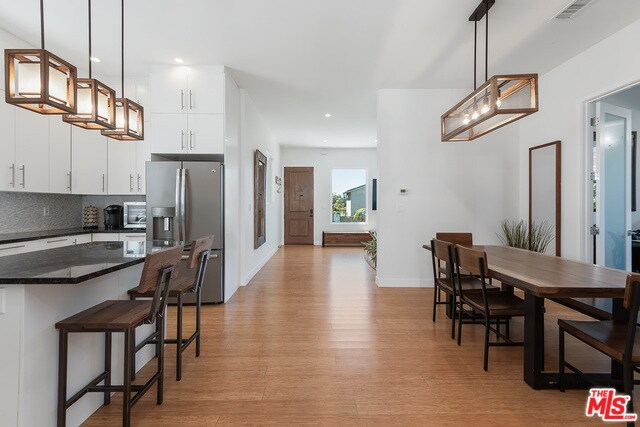Building Photo - 7447 W 81st St