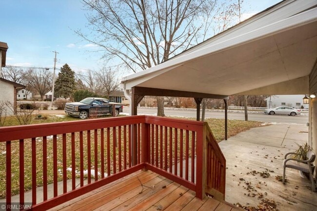 Building Photo - Perfect 4 bedroom count Home in Columbia H...