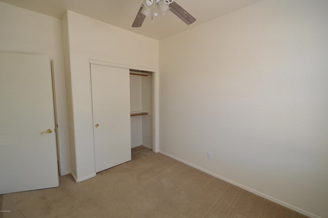 Building Photo - 9941 E Paseo San Bernardo