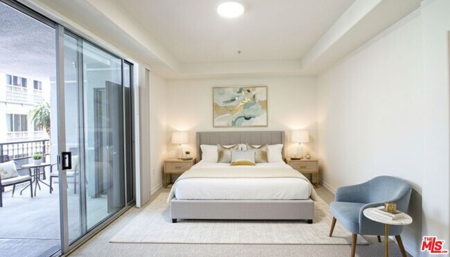 Building Photo - 629 Traction Ave