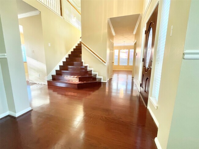 Building Photo - 17607 W Copper Lakes Dr