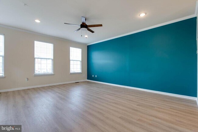 Building Photo - 1919 Beckman Ter