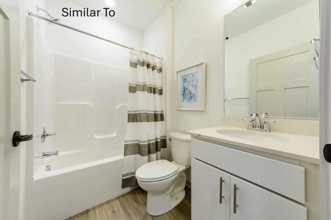 Building Photo - 2 Bd 2 Ba Apartment-Available NOW