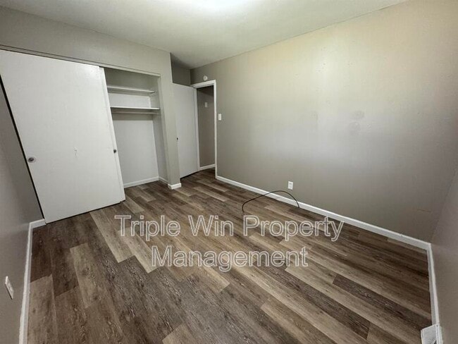 Building Photo - 11930 N Ranch Dr