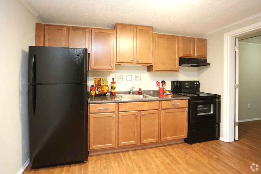 3237 Yancey 3237 Yanceyville St Greensboro NC 27405 Apartment Finder