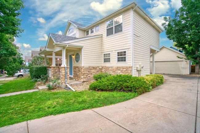 Building Photo - Charming Mill Village 3Bed/3Bath Home with...