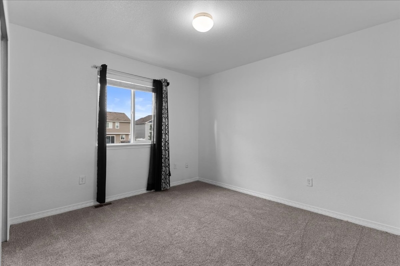 Building Photo - 1848 Castle Hill Dr