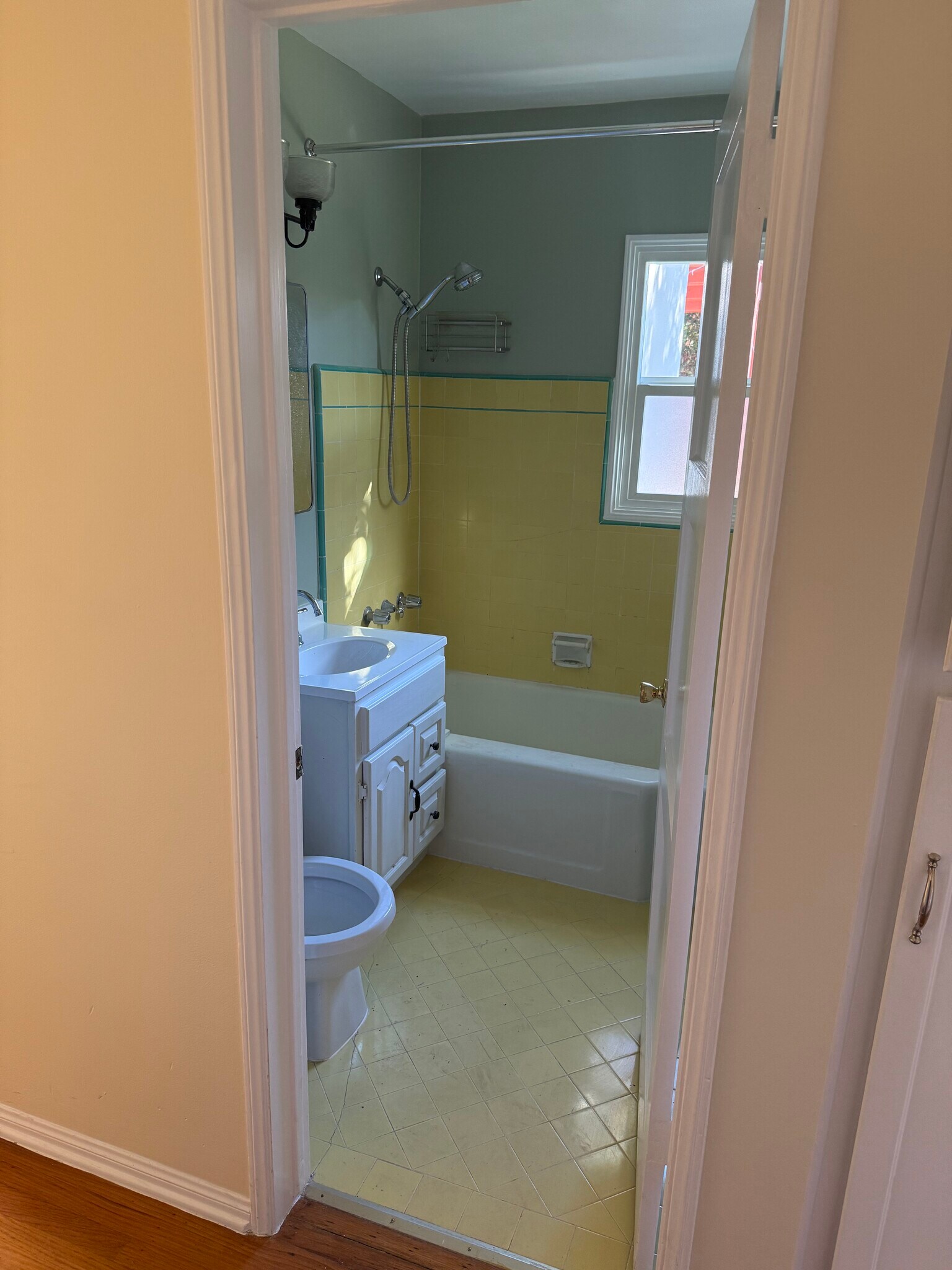 Building Photo - 12106 Clarkson Rd