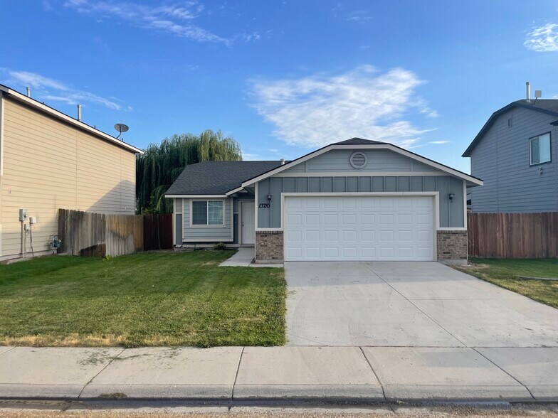 Building Photo - 13710 Key west St.