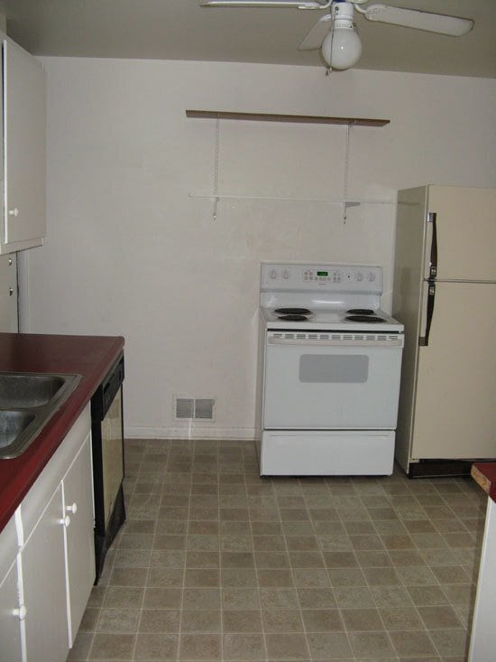 Building Photo - Sterne Park Duplex (2233PA)