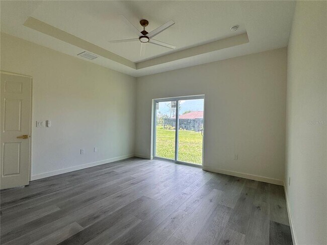 Building Photo - 9417 Acco Ave