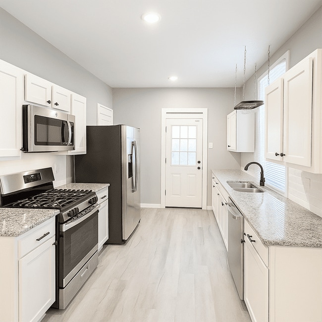 Building Photo - 5138 Globe Ave