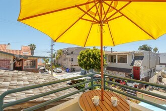 Building Photo - 812 Liverpool Ct