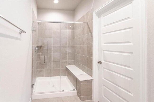 Building Photo - 4208 Peaceful Pines Ln