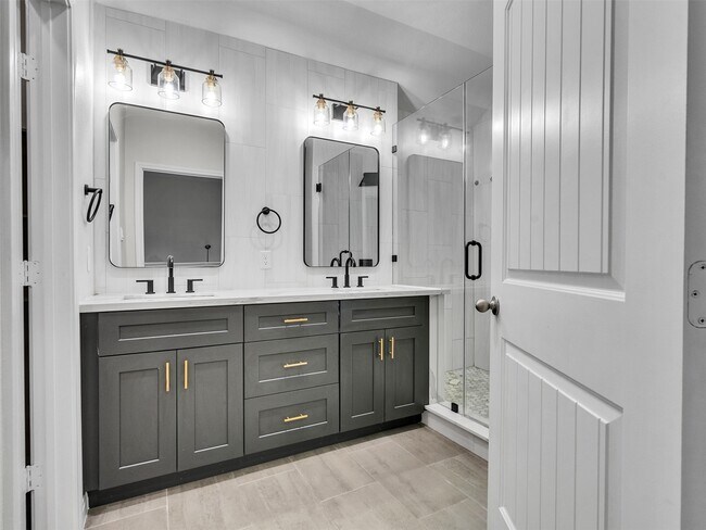 Building Photo - 948 Ponte Serra Dr