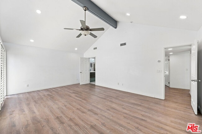 Building Photo - 4355 Chaumont Rd