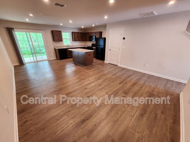 Building Photo - 165 Sarnesfield Wy
