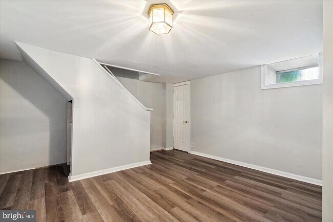 Building Photo - 620 MacDade Blvd