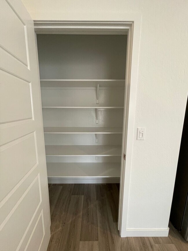 Building Photo - Stunning 3-Bed, 2-Bath Lennar Home in Fresno – Your Dream Home Awaits!