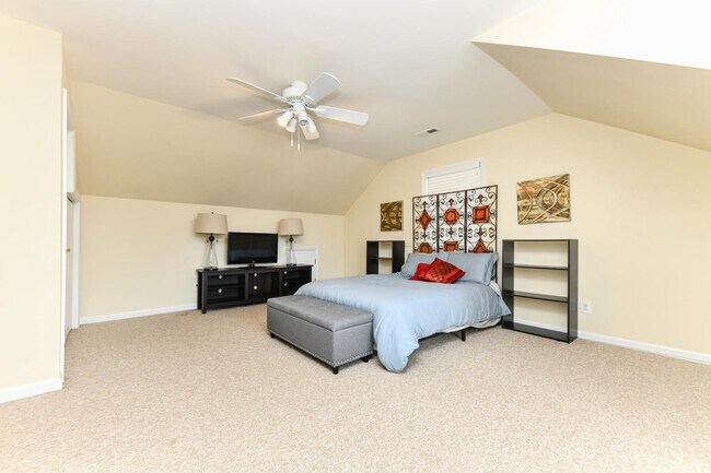 Building Photo - 5212 Flintrock Ct
