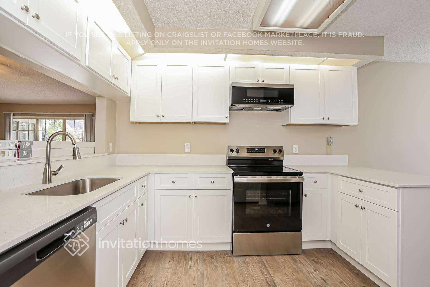 Building Photo - 7842 Mactavish Way S