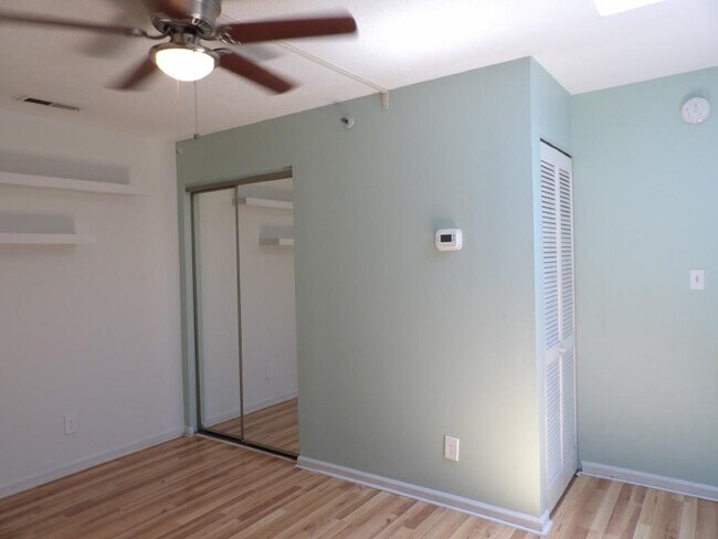 Building Photo - 1100 Possum Trot Rd