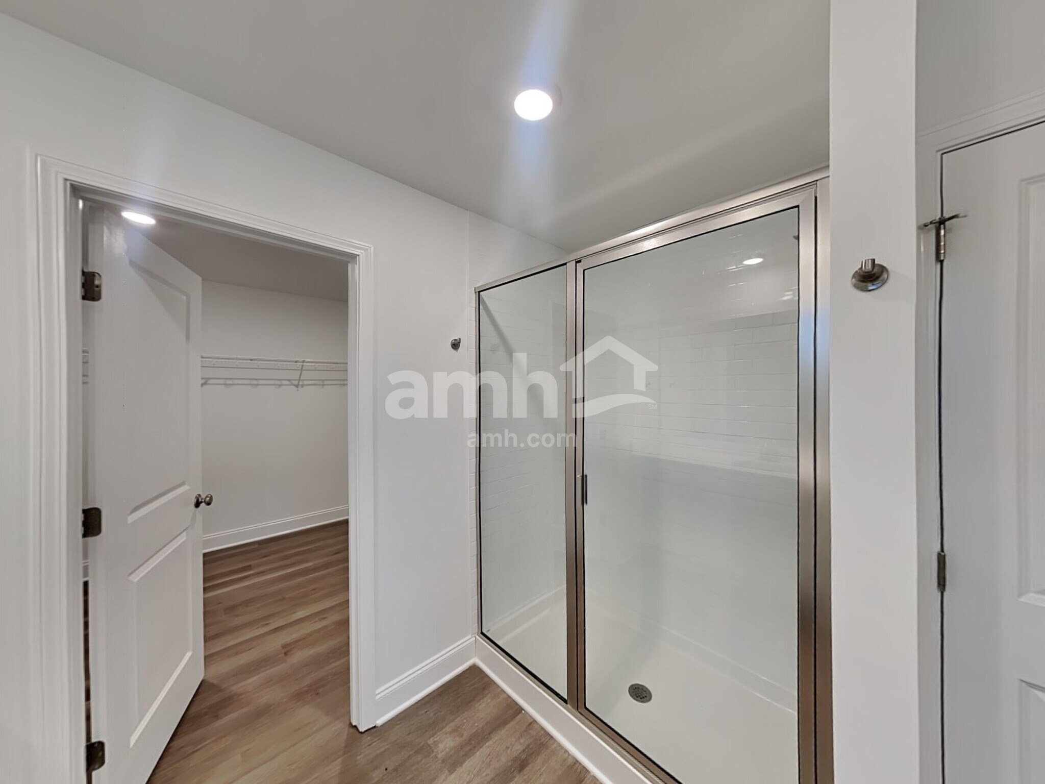 Building Photo - 115 Broadmoor Dr