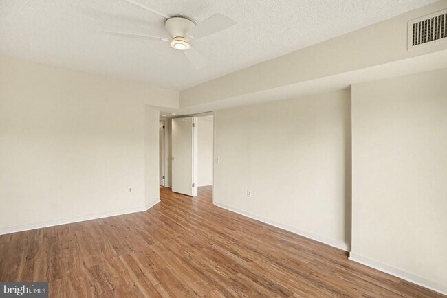 Building Photo - 100 Breyer Dr