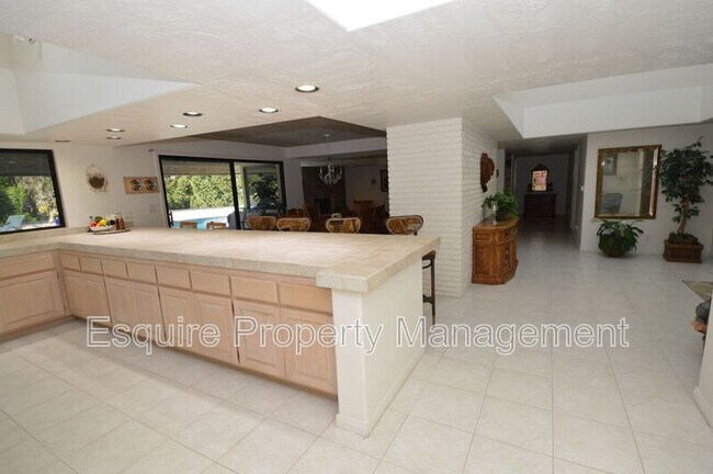 Building Photo - 31 Alviso Dr