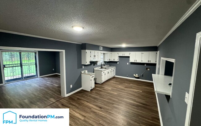 Building Photo - 5071 Breckenwood Dr