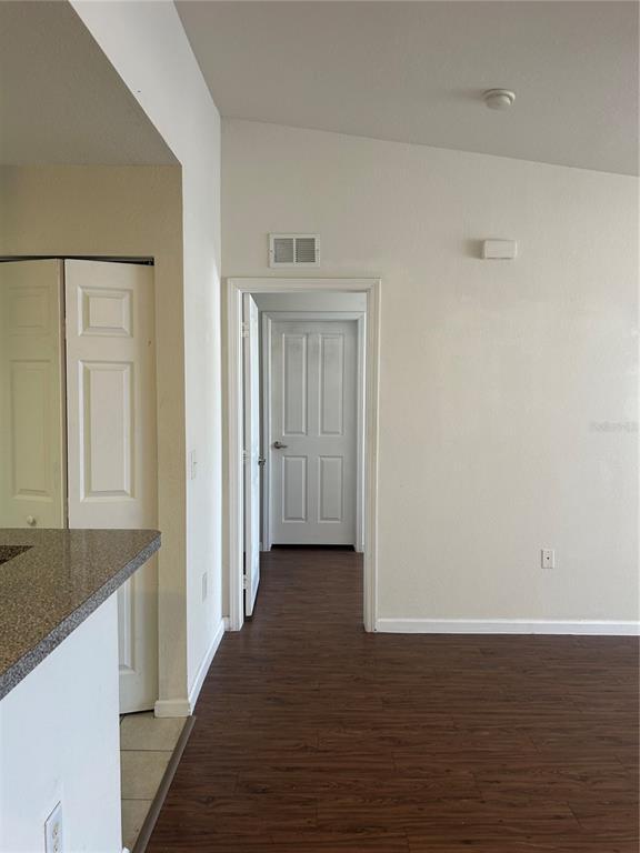 Building Photo - 11811 Estates Club Dr