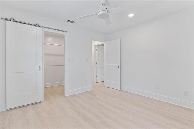 Building Photo - 1355 NW 16th St