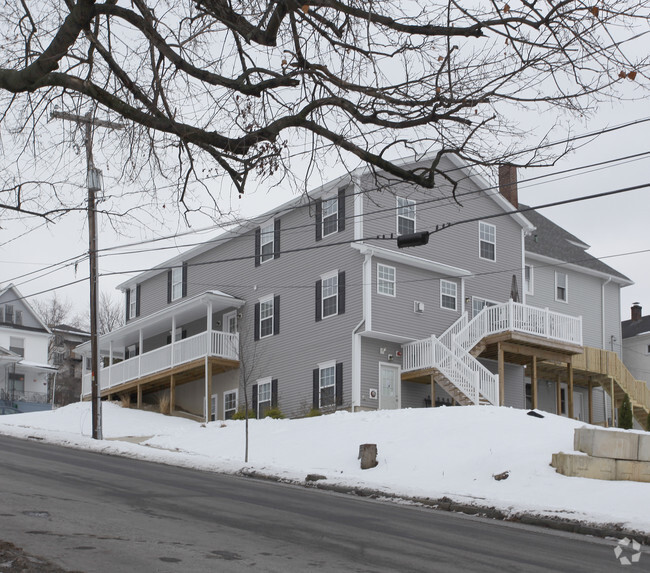 Building Photo - 945-947 Myrtle St
