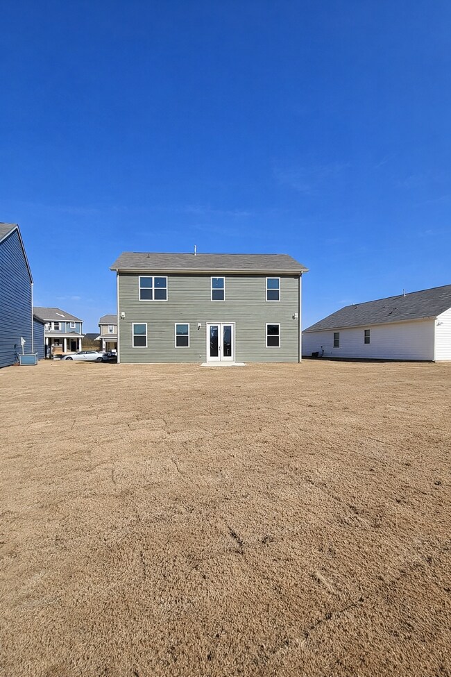 Building Photo - 5015 Weddington Rd