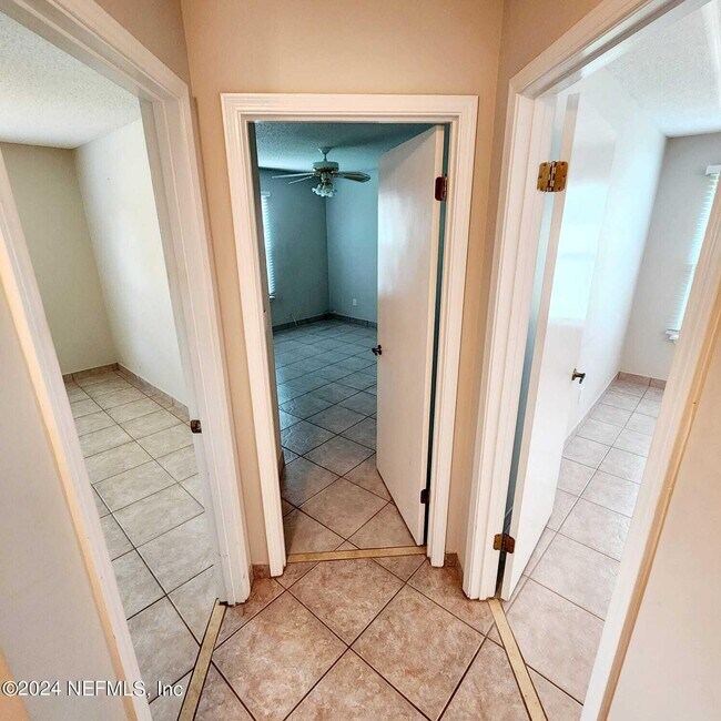 Building Photo - 4460 Crooked Oak Ct