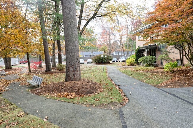 Building Photo - 1325 Worcester Rd