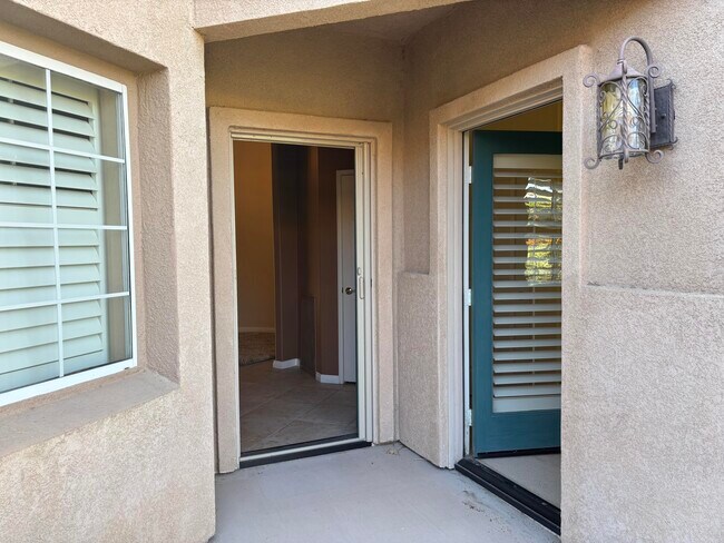 Building Photo - 45218 Coeur Dalene Dr