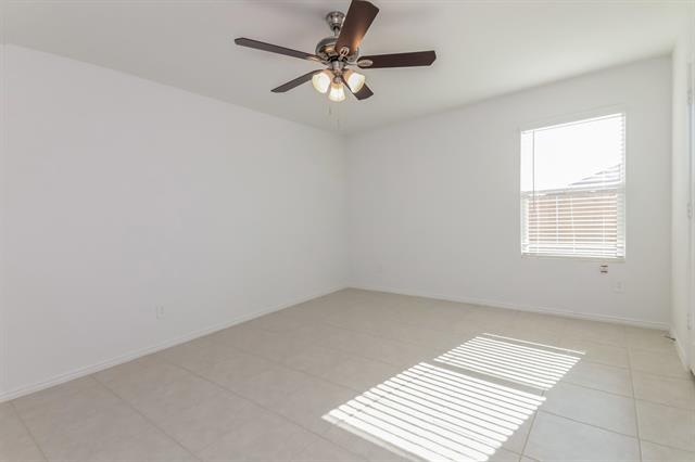 Building Photo - 3104 Helix Bay Dr