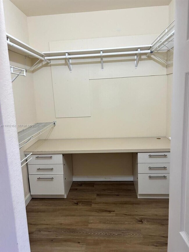 Building Photo - 9360 SW 170th Passage