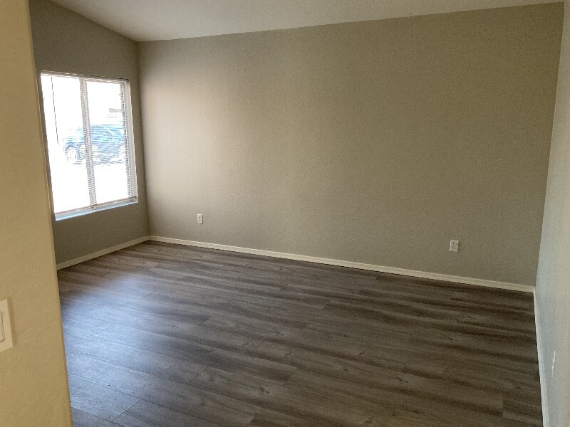 Building Photo - 13001 N Cesar Chavez Dr