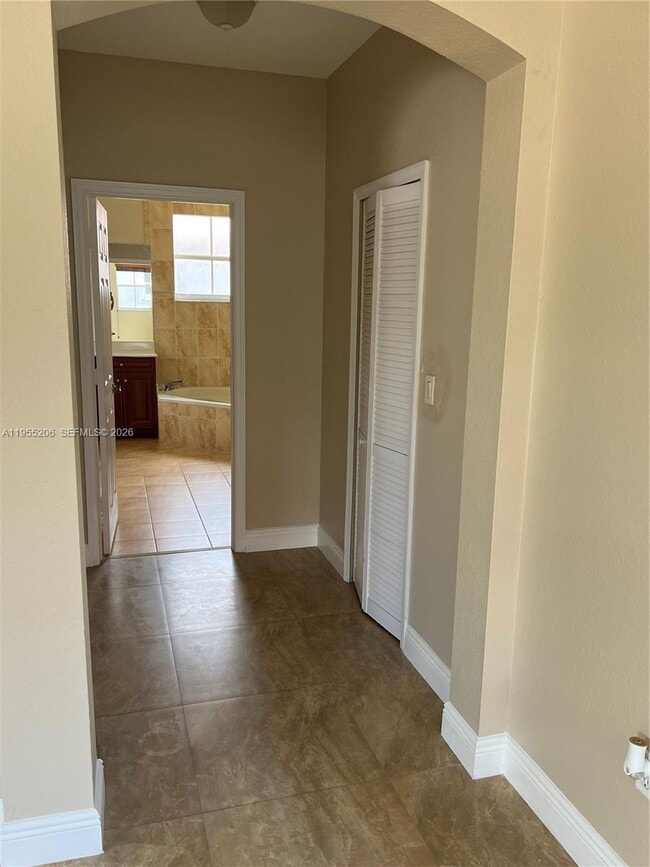 Building Photo - 15389 SW 90th Terrace