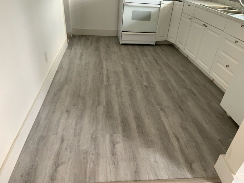 Building Photo - 1664 Drew St