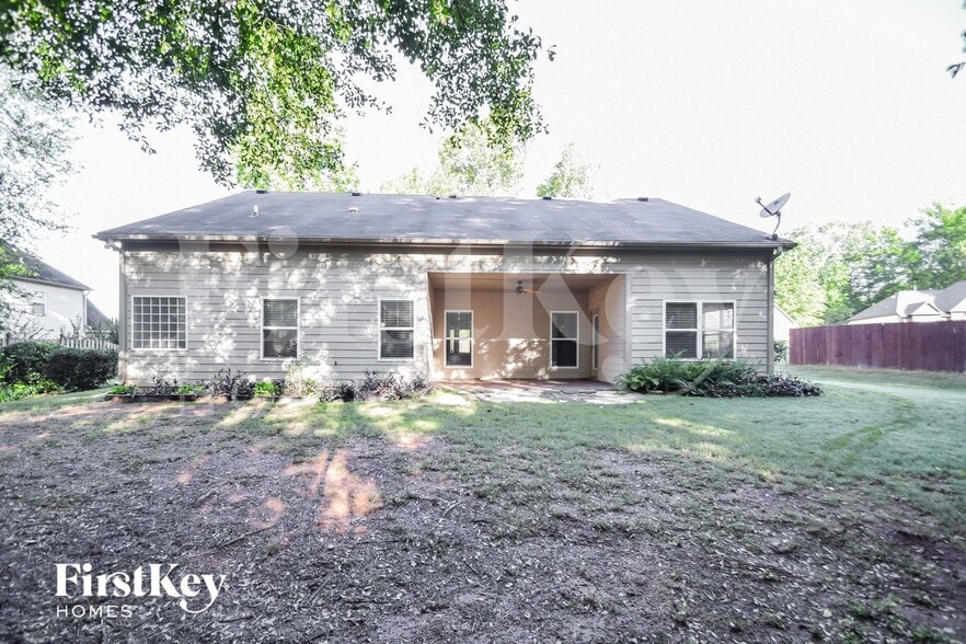 Building Photo - 8034 Mary Alice Way
