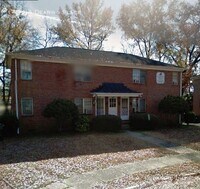 Building Photo - 1411 Dearing Pl