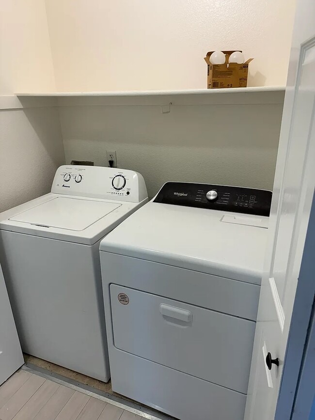 Building Photo - 3935 Zuni St