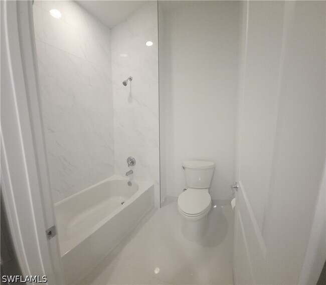 Building Photo - 5243 Nevola Ave