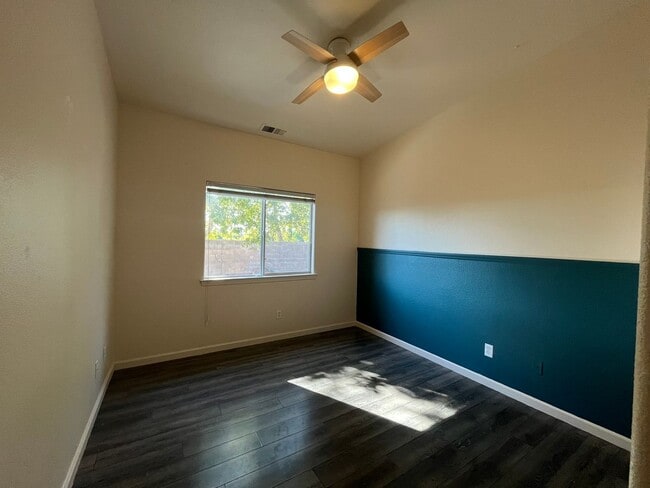 Building Photo - 1217 Echo Ct