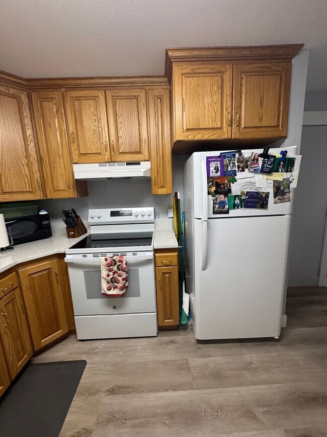 Building Photo - Spacious 4-Bedroom Home in Roosevelt, UT!
