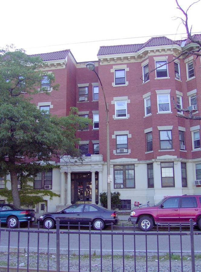 Building Photo - 1307 Commonwealth Ave